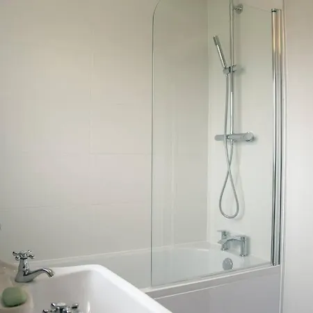 Guestready - Peaceful Retreat In Glenageary * Dublin